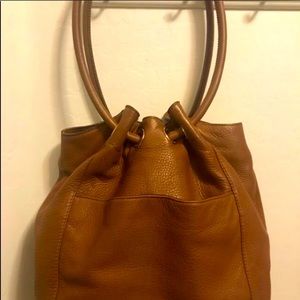 Michael Kors large ring tote. In clean condition.
